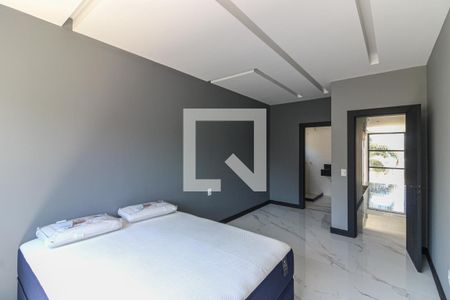 Casa de condomínio à venda com 450m², 4 quartos e 2 vagas Casa de condomínio à venda com 450m², 4 quartos e 2 vagasSuíte 3