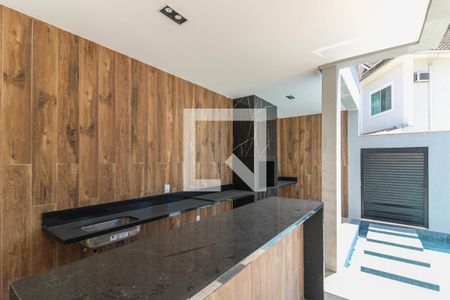 Casa de condomínio à venda com 450m², 4 quartos e 2 vagas Casa de condomínio à venda com 450m², 4 quartos e 2 vagasÁrea externa - Área Gourmet