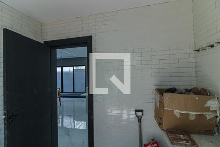 Casa de condomínio à venda com 450m², 4 quartos e 2 vagas Casa de condomínio à venda com 450m², 4 quartos e 2 vagasÁrea de Serviço