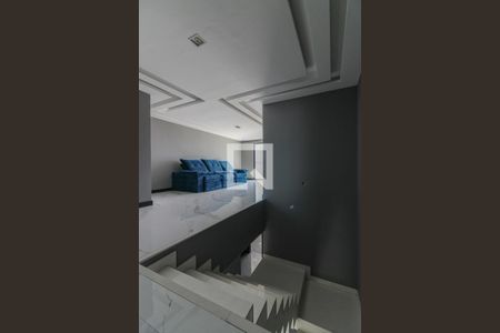 Casa de condomínio à venda com 450m², 4 quartos e 2 vagas Casa de condomínio à venda com 450m², 4 quartos e 2 vagasSala