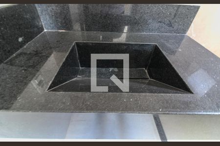 Casa de condomínio à venda com 450m², 4 quartos e 2 vagas Casa de condomínio à venda com 450m², 4 quartos e 2 vagasSuíte 2 - Banheiro