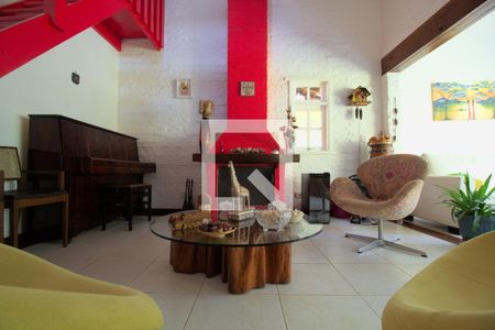 Sala 1 de casa de condomínio para alugar com 4 quartos, 1000m² em Jardim Colibri, Cotia