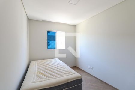Apartamento para alugar com 106m², 3 quartos e 2 vagasQuarto 2
