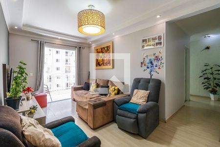 Sala de apartamento para alugar com 2 quartos, 72m² em Jardim Tupanci, Barueri