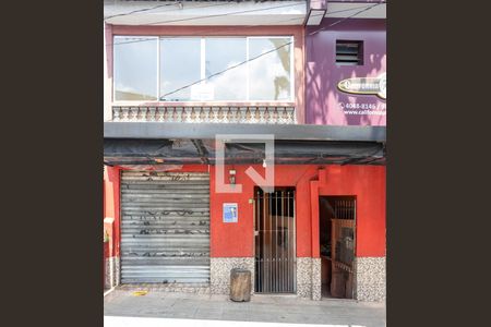Casa para alugar com 120m², 2 quartos e sem vagaFachada
