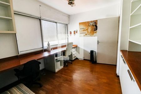 Apartamento para alugar com 172m², 3 quartos e 1 vaga Apartamento para alugar com 172m², 3 quartos e 1 vagaQuarto 1