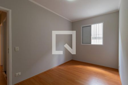Quarto 1 de apartamento para alugar com 2 quartos, 54m² em Parque Santos Dumont, Taboão da Serra