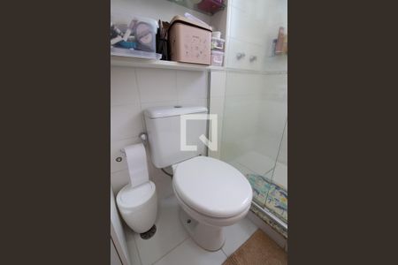 Apartamento à venda com 75m², 2 quartos e 2 vagas Apartamento à venda com 75m², 2 quartos e 2 vagasSuíte