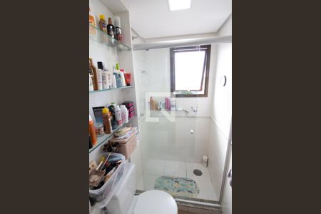 Apartamento à venda com 75m², 2 quartos e 2 vagas Apartamento à venda com 75m², 2 quartos e 2 vagasSuíte