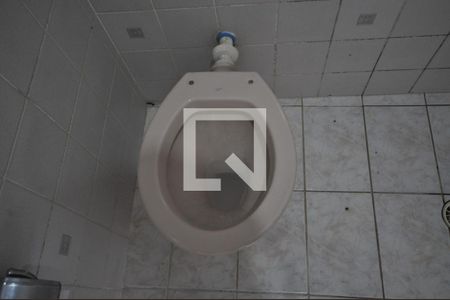 Casa à venda com 200m², 3 quartos e 2 vagasBanheiro da Suíte 2