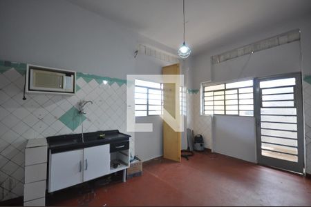 Casa à venda com 200m², 3 quartos e 2 vagasCozinha 2