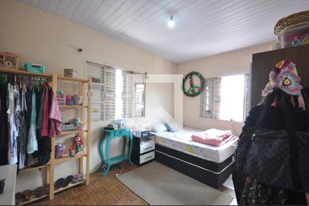 Casa à venda com 200m², 3 quartos e 2 vagasSuíte 3