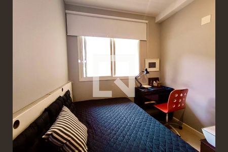 Apartamento para alugar com 71m², 2 quartos e 1 vagaQuarto