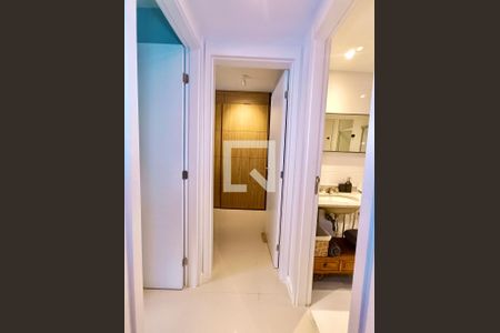 Apartamento para alugar com 71m², 2 quartos e 1 vagaCorredor