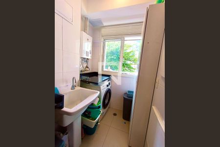 Apartamento para alugar com 71m², 2 quartos e 1 vagaÁrea serviço