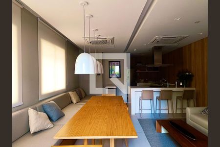 Apartamento para alugar com 71m², 2 quartos e 1 vagaÁrea Comum - Playground