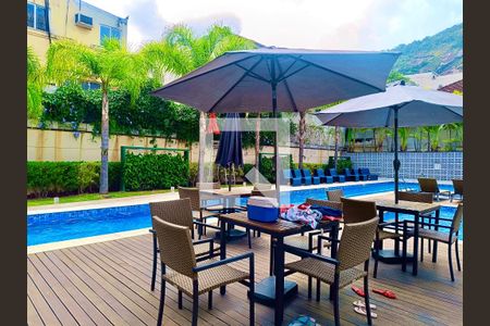 Apartamento para alugar com 71m², 2 quartos e 1 vagaÁrea Comum - Playground