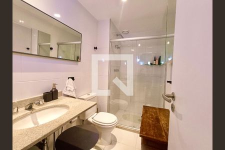 Apartamento para alugar com 71m², 2 quartos e 1 vagaBanheiro social