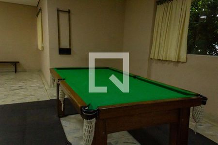 Apartamento para alugar com 64m², 2 quartos e 1 vagaÁrea comum 