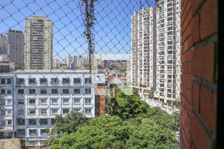 Apartamento à venda com 100m², 3 quartos e 2 vagasVista do Quarto 2
