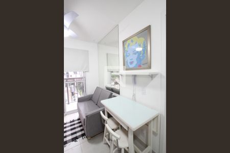 Sala/Cozinha de apartamento para alugar com 1 quarto, 29m² em Água Branca, São Paulo