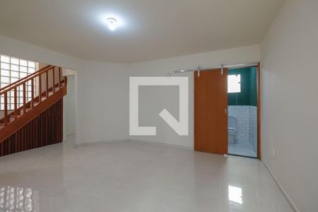 Sala de casa à venda com 5 quartos, 234m² em Tijuca, Rio de Janeiro