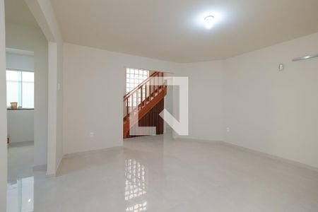 Sala de casa à venda com 5 quartos, 234m² em Tijuca, Rio de Janeiro