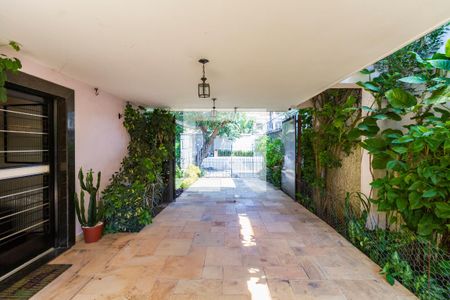 Casa à venda com 370m², 3 quartos e 5 vagasQuintal