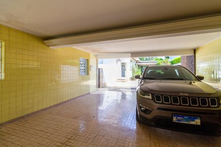Casa à venda com 370m², 3 quartos e 5 vagasGaragem