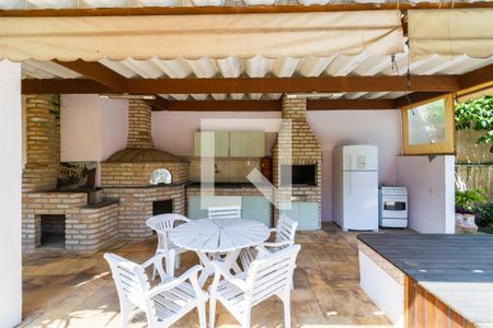 Casa à venda com 370m², 3 quartos e 5 vagasQuintal