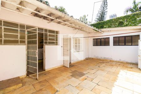 Casa à venda com 370m², 3 quartos e 5 vagasÁrea de Serviço