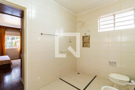 Casa à venda com 370m², 3 quartos e 5 vagasBanheiro da Suíte 3