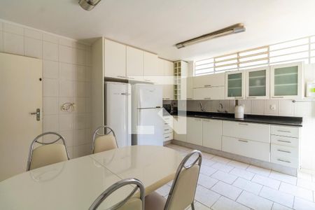 Casa à venda com 370m², 3 quartos e 5 vagasCozinha