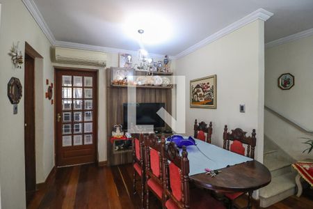 Sala de casa para alugar com 4 quartos, 200m² em Nonoai, Porto Alegre