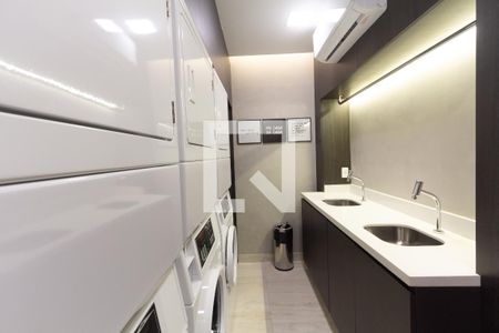 Studio para alugar com 28m², 1 quarto e sem vaga Studio para alugar com 28m², 1 quarto e sem vagaLavanderia