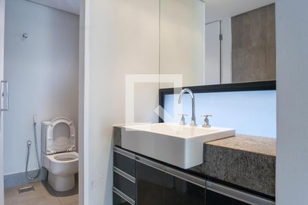 Lavabo de casa de condomínio à venda com 4 quartos, 370m² em Alphaville Nova Lima, Nova Lima