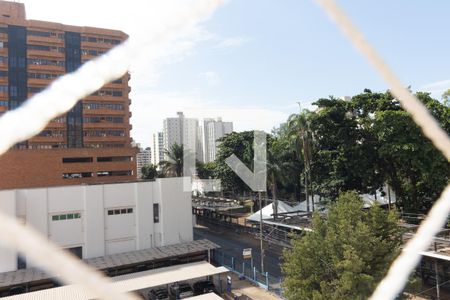 Vista Janela Quarto 1 de apartamento para alugar com 3 quartos, 110m² em Centro, Ribeirão Preto