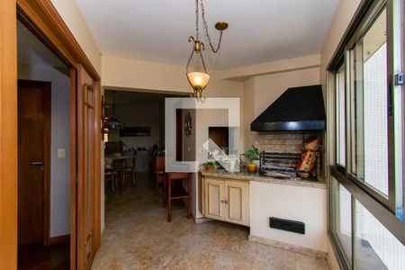 Apartamento à venda com 310m², 3 quartos e 4 vagas Apartamento à venda com 310m², 3 quartos e 4 vagasChurrasqueira