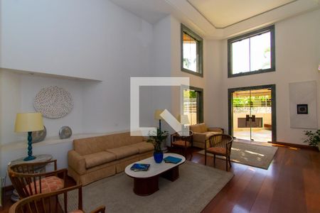 Apartamento à venda com 310m², 3 quartos e 4 vagas Apartamento à venda com 310m², 3 quartos e 4 vagasÁrea comum - Salão de festas
