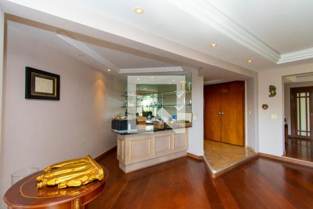 Apartamento à venda com 310m², 3 quartos e 4 vagas Apartamento à venda com 310m², 3 quartos e 4 vagasBar