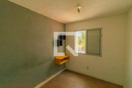 Quarto 1 de apartamento para alugar com 3 quartos, 49m² em Vila Virgínia, Itaquaquecetuba
