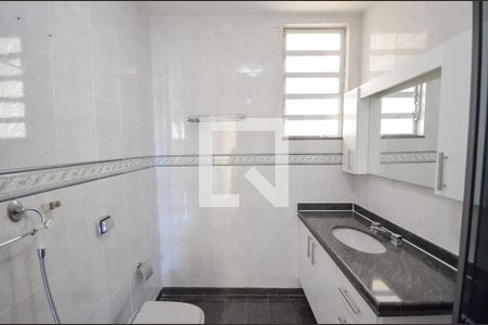 Apartamento à venda com 112m², 3 quartos e 1 vaga Apartamento à venda com 112m², 3 quartos e 1 vagaBanheiro