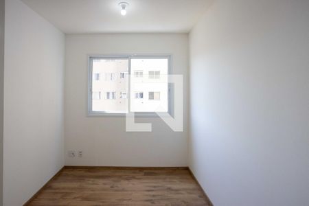 Sala de apartamento para alugar com 2 quartos, 43m² em Piraporinha, Diadema