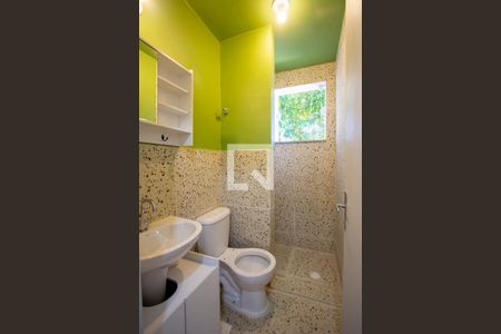 Casa de condomínio para alugar com 51m², 2 quartos e 1 vagaBanheiro