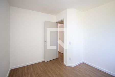 Sala de casa de condomínio para alugar com 2 quartos, 51m² em Colubandê, São Gonçalo