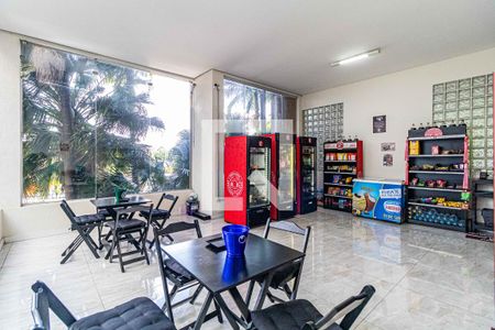 Apartamento à venda com 55m², 2 quartos e 2 vagasÁrea comum - Mercado