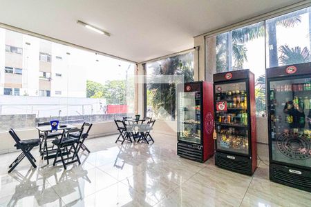 Apartamento à venda com 55m², 2 quartos e 2 vagasÁrea comum - Mercado