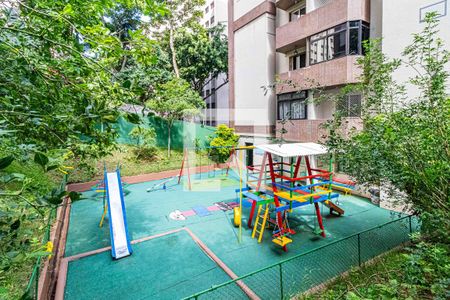 Apartamento à venda com 55m², 2 quartos e 2 vagasÁrea comum - Playground