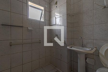 banheiro social_2 de apartamento à venda com 2 quartos, 42m² em Parque Bristol, São Paulo