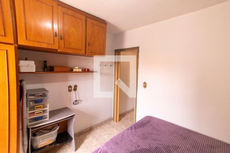 Casa à venda com 90m², 3 quartos e 2 vagasQuarto 2